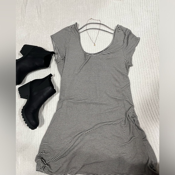 Maternity Striped Dress - Picture 1 of 4